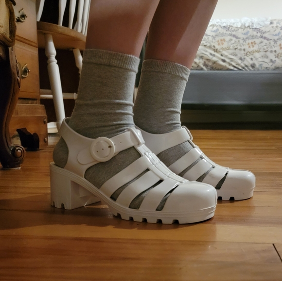 American Apparel Jelly Sandals - Picture 3 of 8